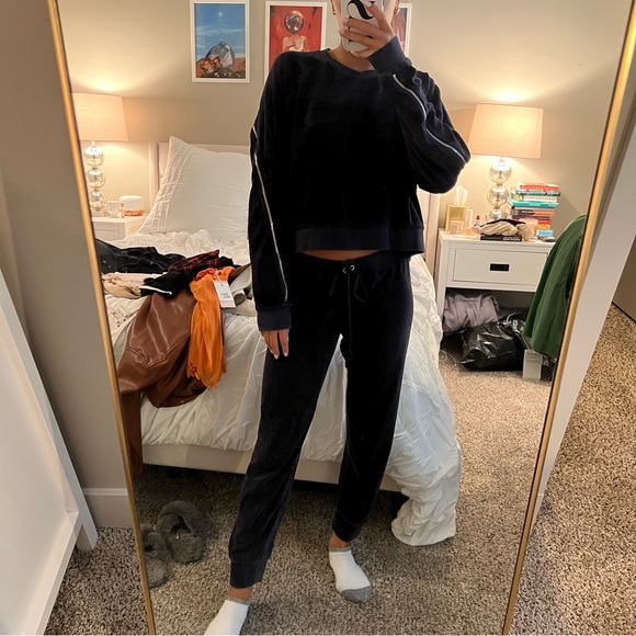 Juicy Couture Tops - Juicy Couture navy sweatsuit